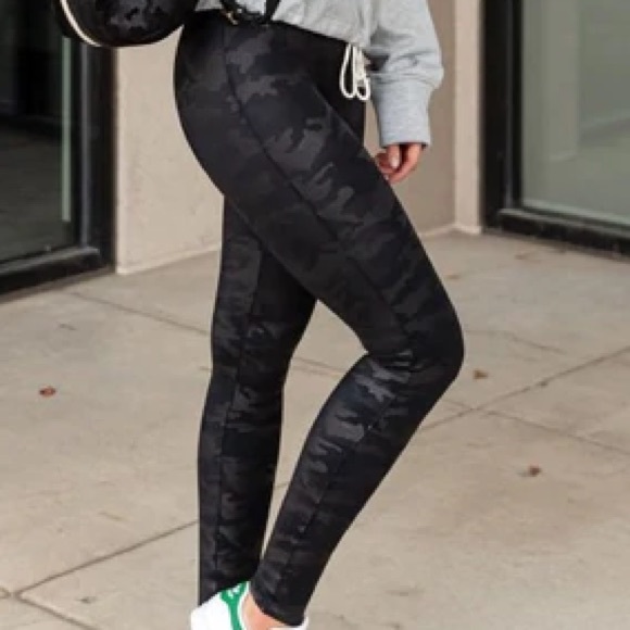 Shinestar Camo Leggings 